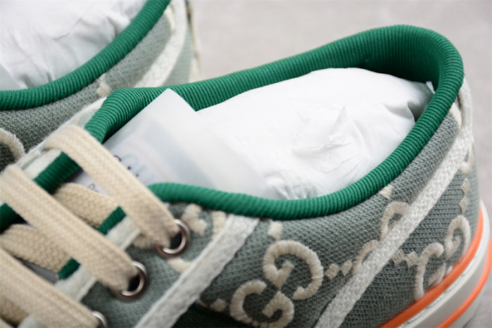 G*u*i* trainer sneaker 114