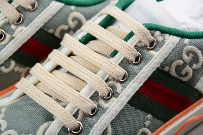 G*u*i* trainer sneaker 114