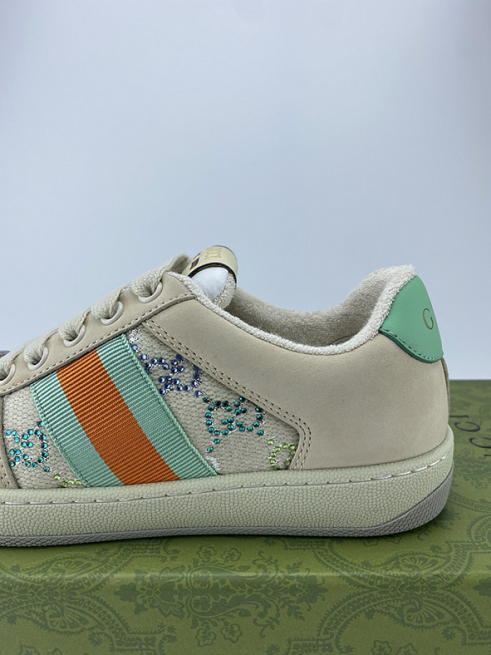 G*u*i* trainer sneaker 119