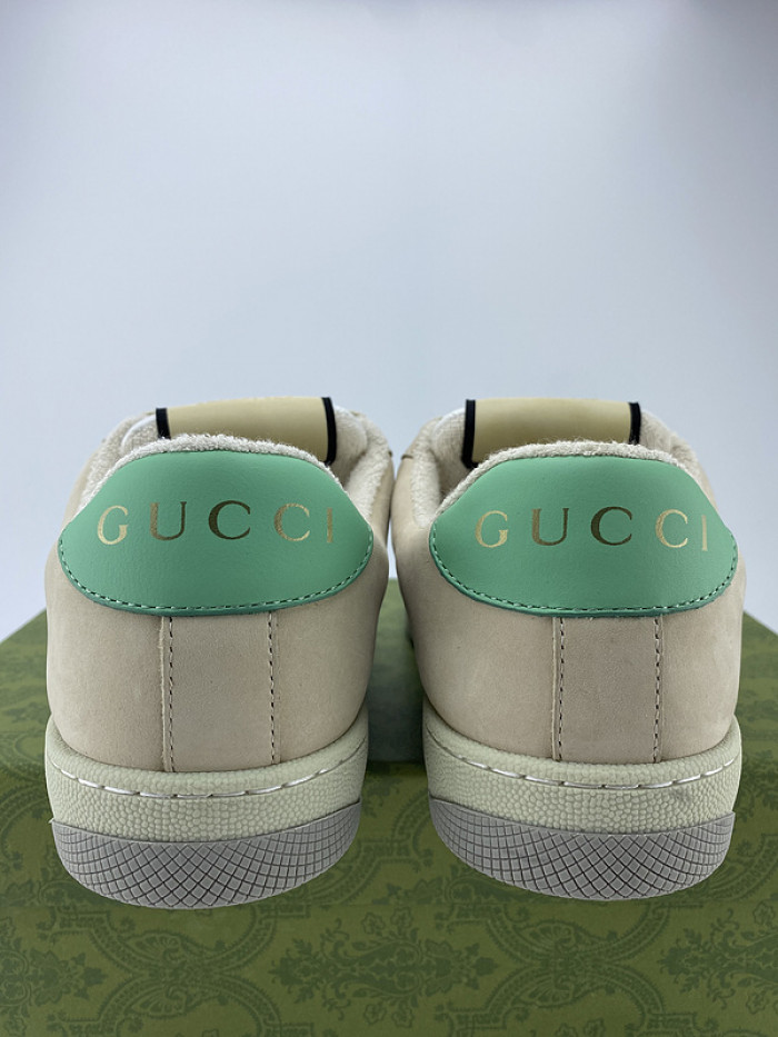 G*u*i* trainer sneaker 119