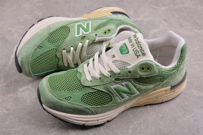 new balance 993 miusa teddy santis chive u993gw