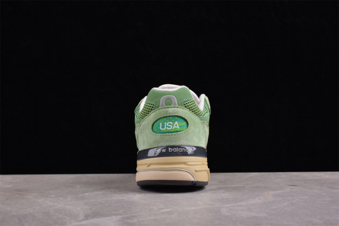 new balance 993 miusa teddy santis chive u993gw