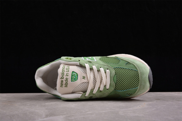 new balance 993 miusa teddy santis chive u993gw