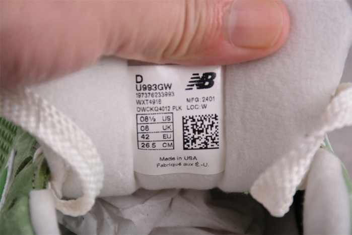 new balance 993 miusa teddy santis chive u993gw