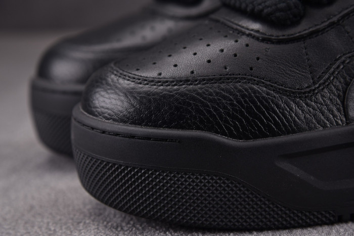 v*lentino garavani one stud sneakers m237035