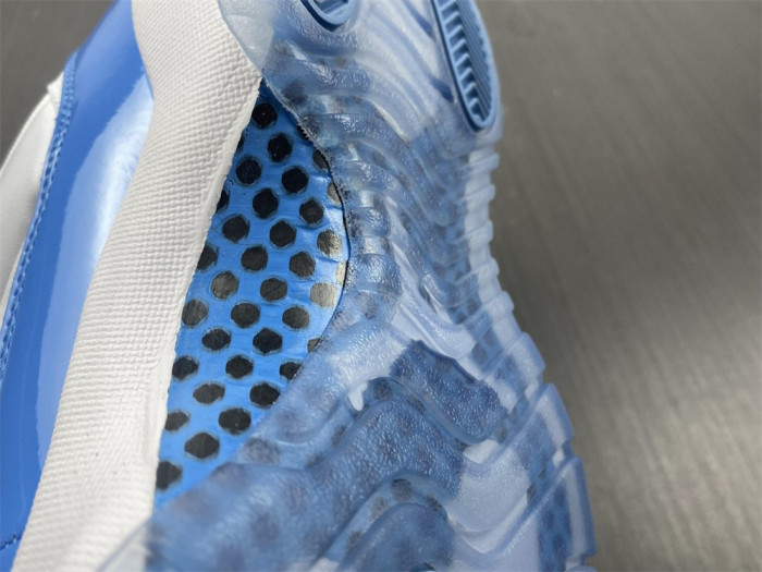 air jordan 11 retro low university blue 528895-106
