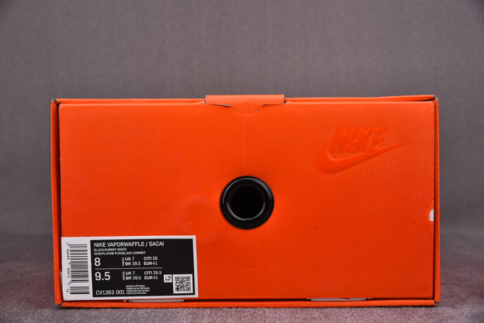 nike vaporwaffle sacai black white cv1363-001