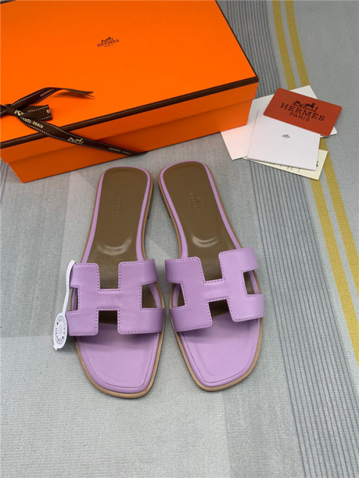 herme* sandal h32