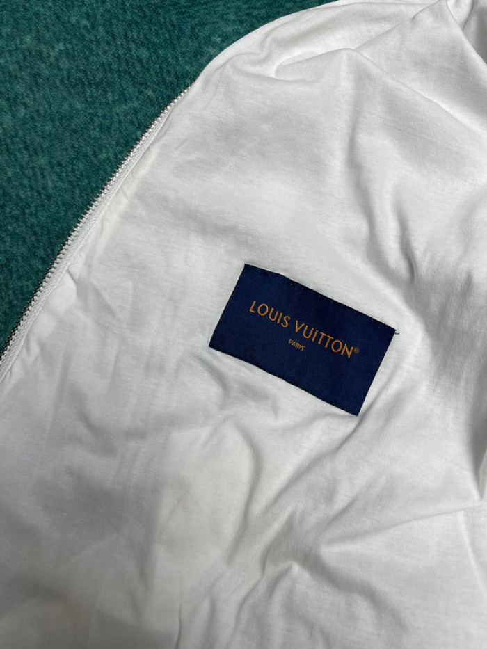 L0VT JACKET