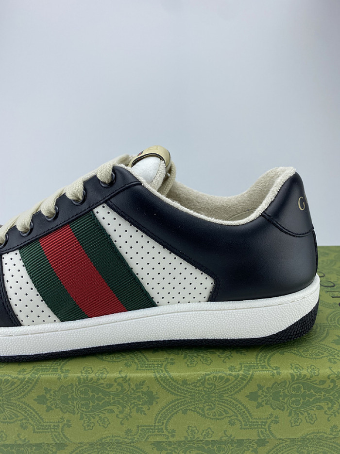 G*u*i* trainer sneaker 116