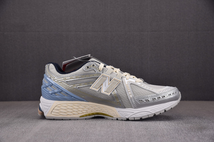 new balance 1906r kith white m1906rkc