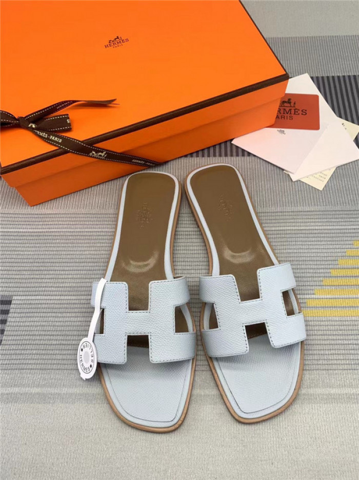 herme* sandal h29