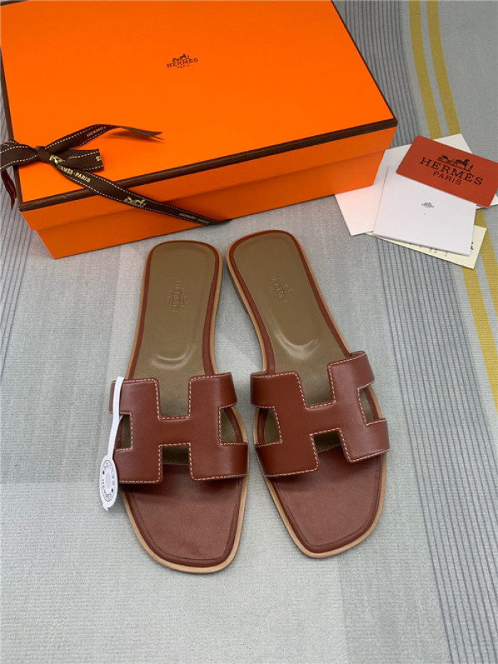 herme* sandal h38
