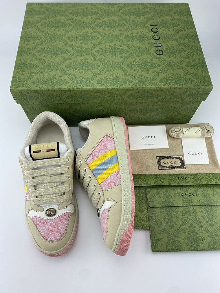 G*u*i* trainer sneaker 121