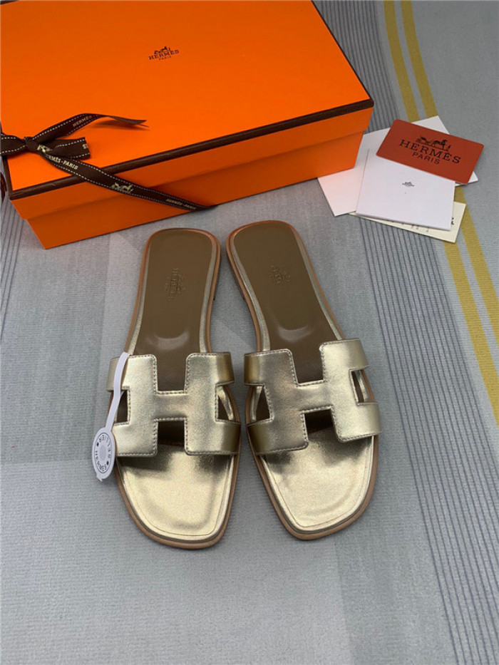 herme* sandal h39