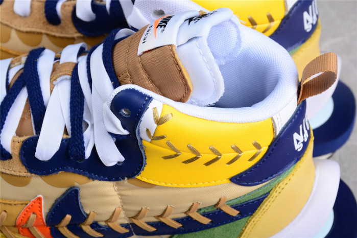 r42 sacai x jean paul gaultier x nk vaporwaffle dh9186-200