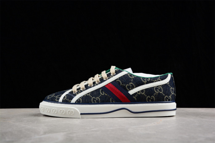 G*u*i* trainer sneaker 108