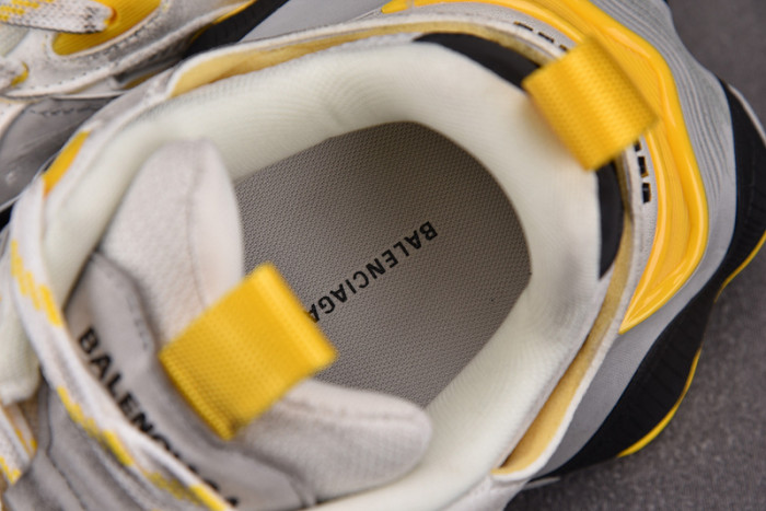 cargo sneaker grey black yellow 784341w2mv11170