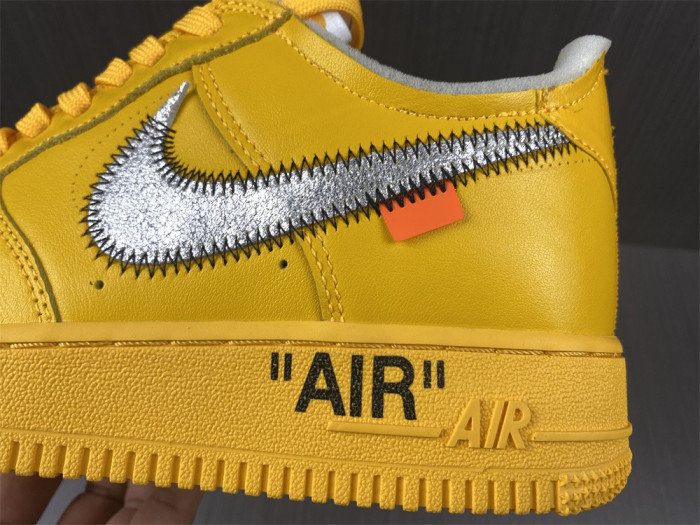 nike air force 1 low ofw university gold metallic silver dd1876-700