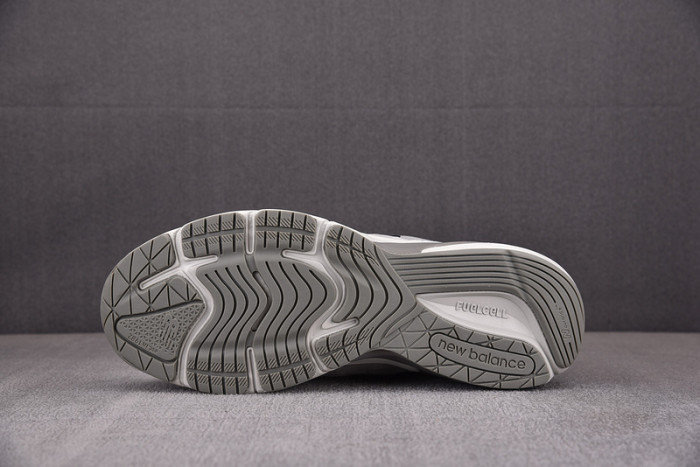 new balance 990v6 miusa wtaps m990wt6