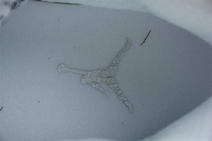 air jordan 11 retro silver anniversary 408201-101