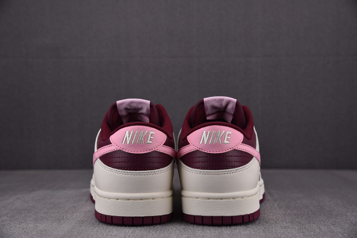 Nike Dunk Low Retro PRM Valentine