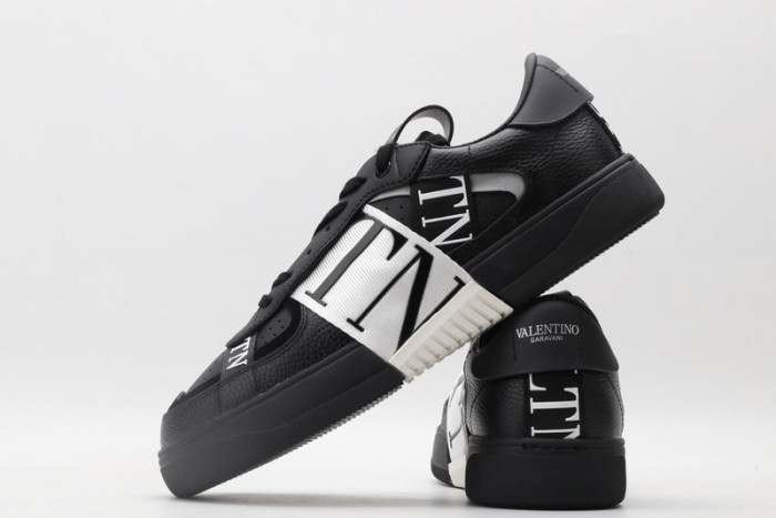 v*lentino garavani white vl7n sneakers m237118