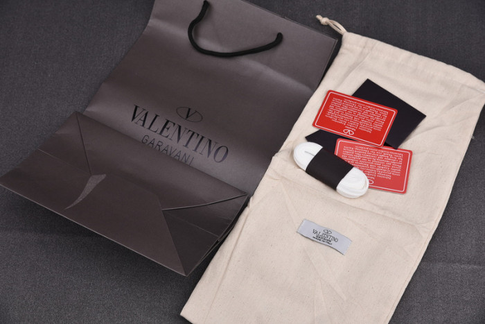 v*lentino garavani white vl7n sneakers m237002