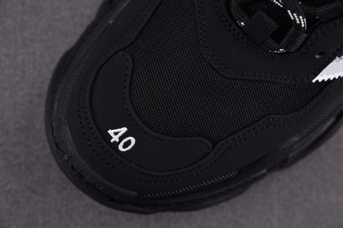 triples trainer sneakers 2000050