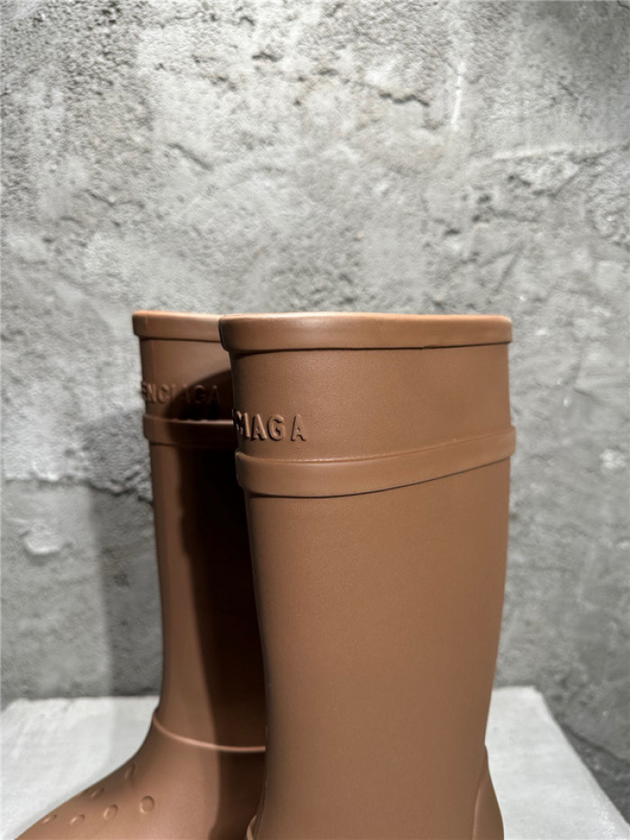 BALENCIAG* BOOT 205