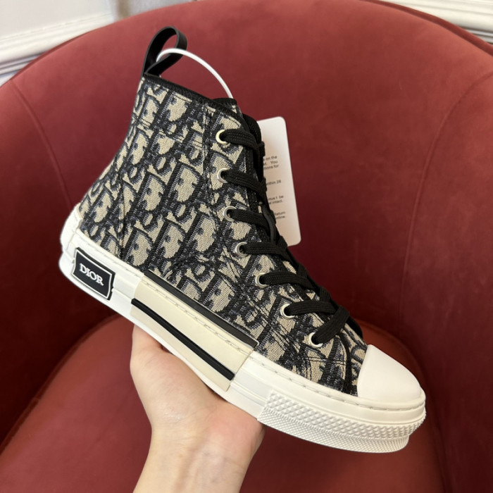 DIO* SNEAKERS B30 T0000-220