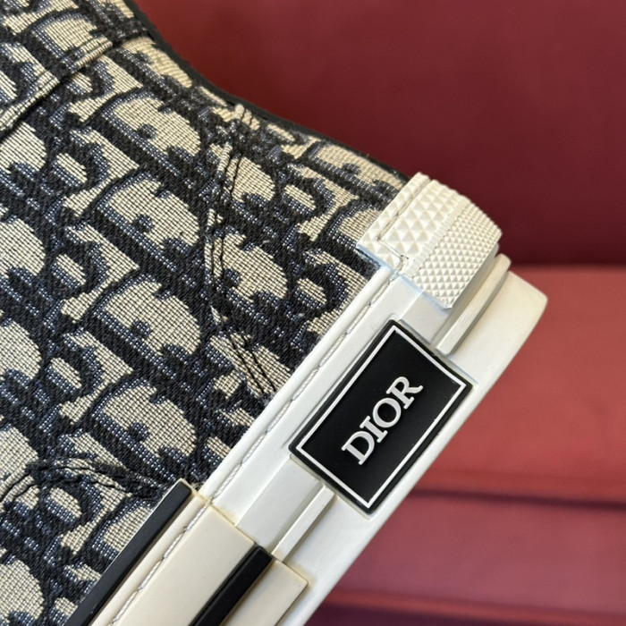 DIO* SNEAKERS B30 T0000-220