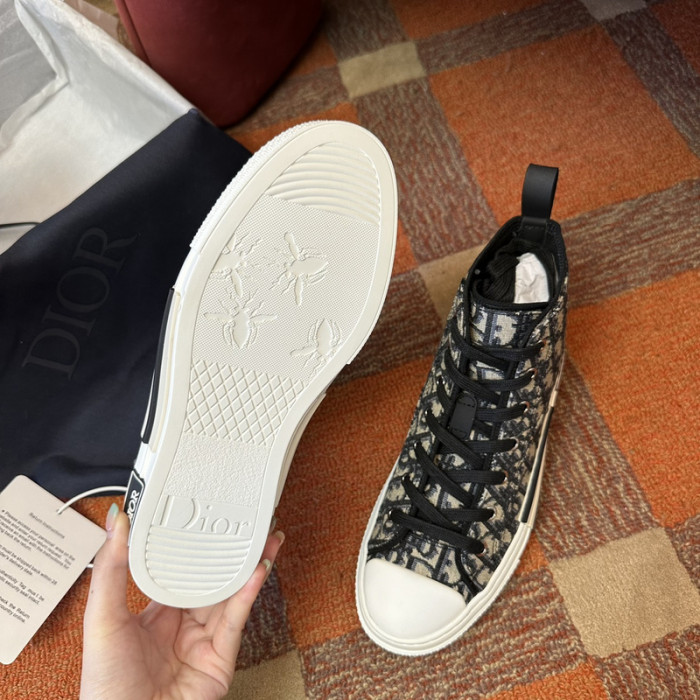 DIO* SNEAKERS B30 T0000-220