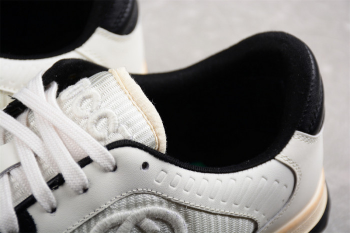 G*u*i* trainer sneaker 106