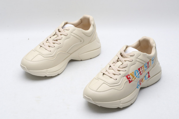 G*u*i* trainer sneaker 93