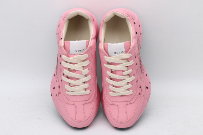 G*u*i* trainer sneaker15
