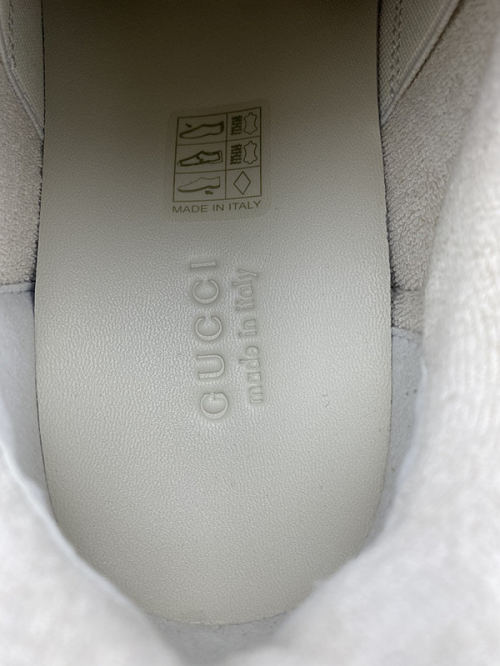 G*u*i* trainer sneaker 122