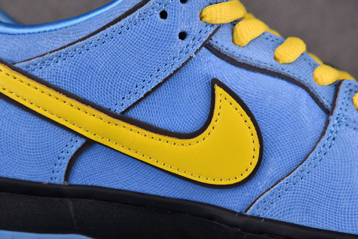 powerpuff girls x nike sb dunk low "bubbles" fz8320-400