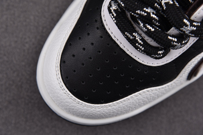 v*lentino garavani one stud sneakers m237037