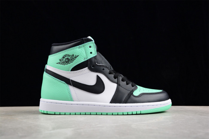 air jordan 1 retro high og green glow dz5485-130