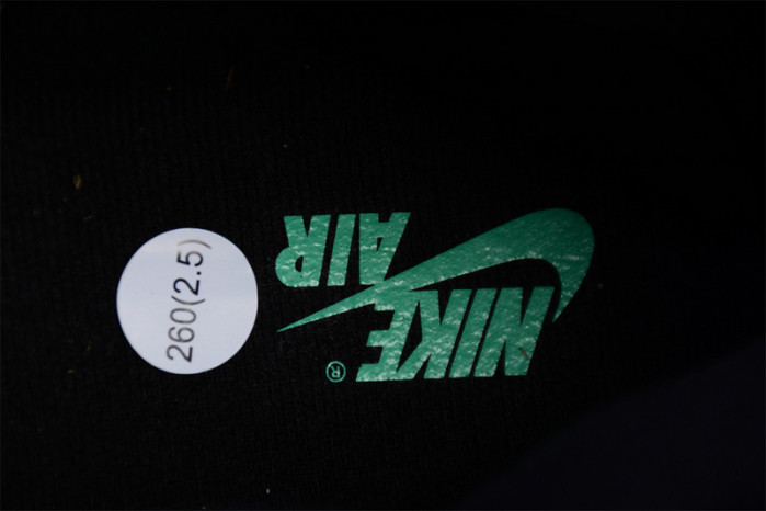 air jordan 1 retro high og green glow dz5485-130