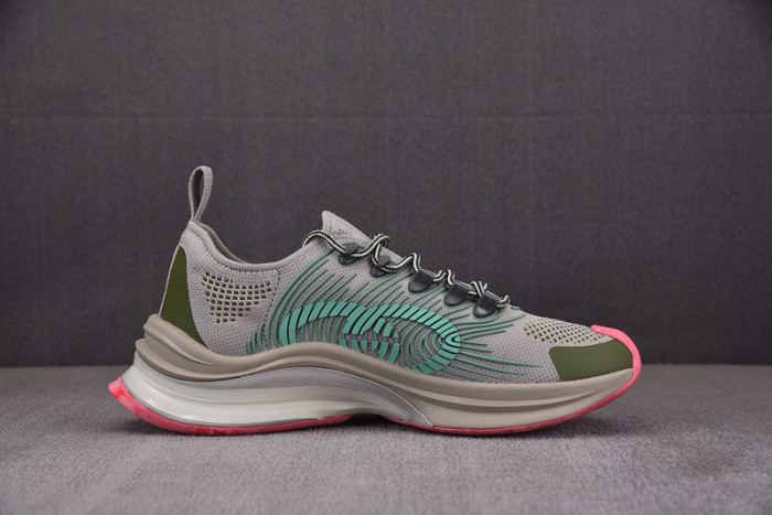 G*u*i* trainer sneaker usm108973