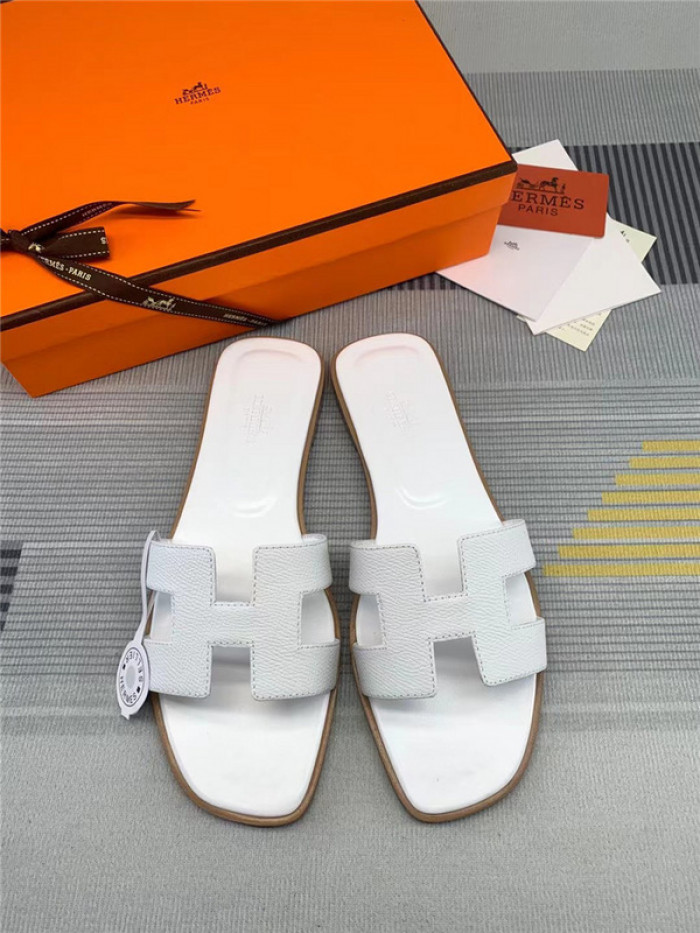 herme* sandal h48