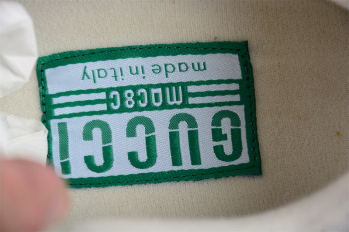 G*u*i* trainer sneaker 105