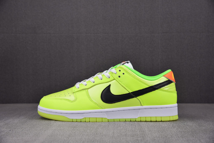 nike dunk low glow in the dark fj4610-702