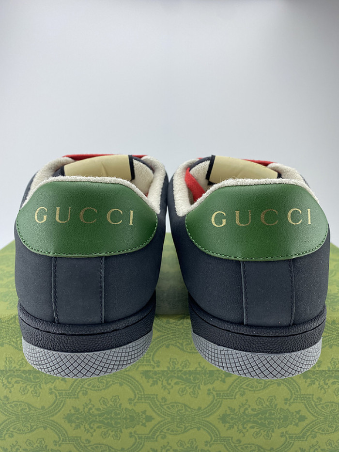 G*u*i* trainer sneaker 118