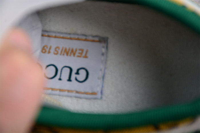 G*u*i* trainer sneaker 111