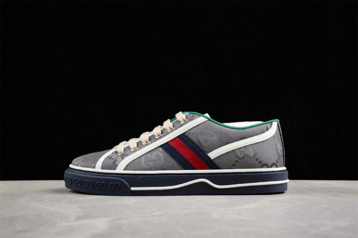 G*u*i* trainer sneaker 112