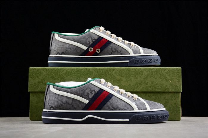 G*u*i* trainer sneaker 112