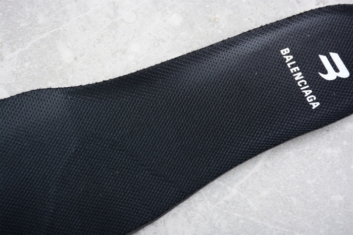 Ba*len*cia*ga defender rubber platform sneakers w2ra61000